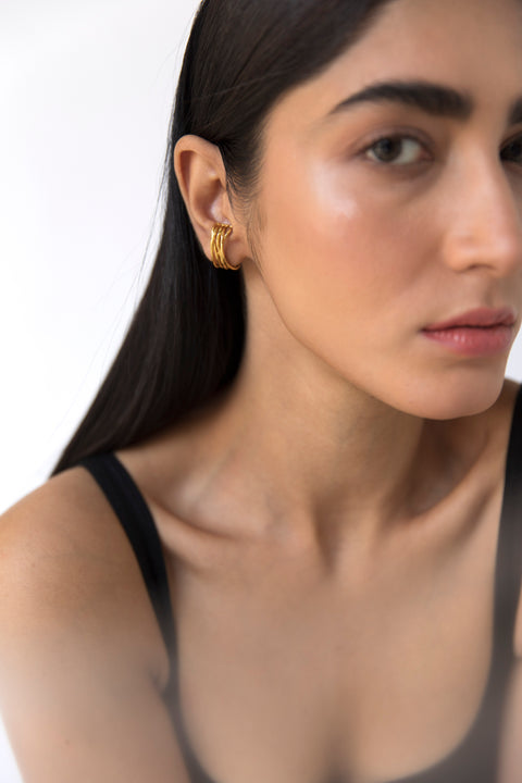 Ear Studs with wire effect perfect for basic jewelry, available in 22k gold plated and silver finish.